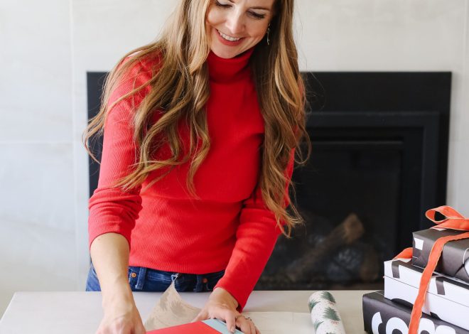 2025 Book Lover Gift Guide: Bookish gifts for the readers in your life!