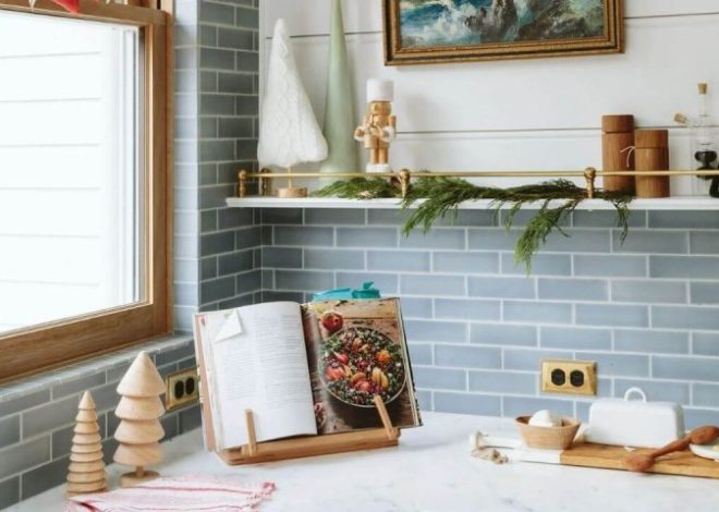 10 Kitchen Holiday Decor Ideas for a Festive Cooking Space